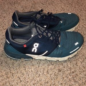 Women Cloudtec Running Shoes